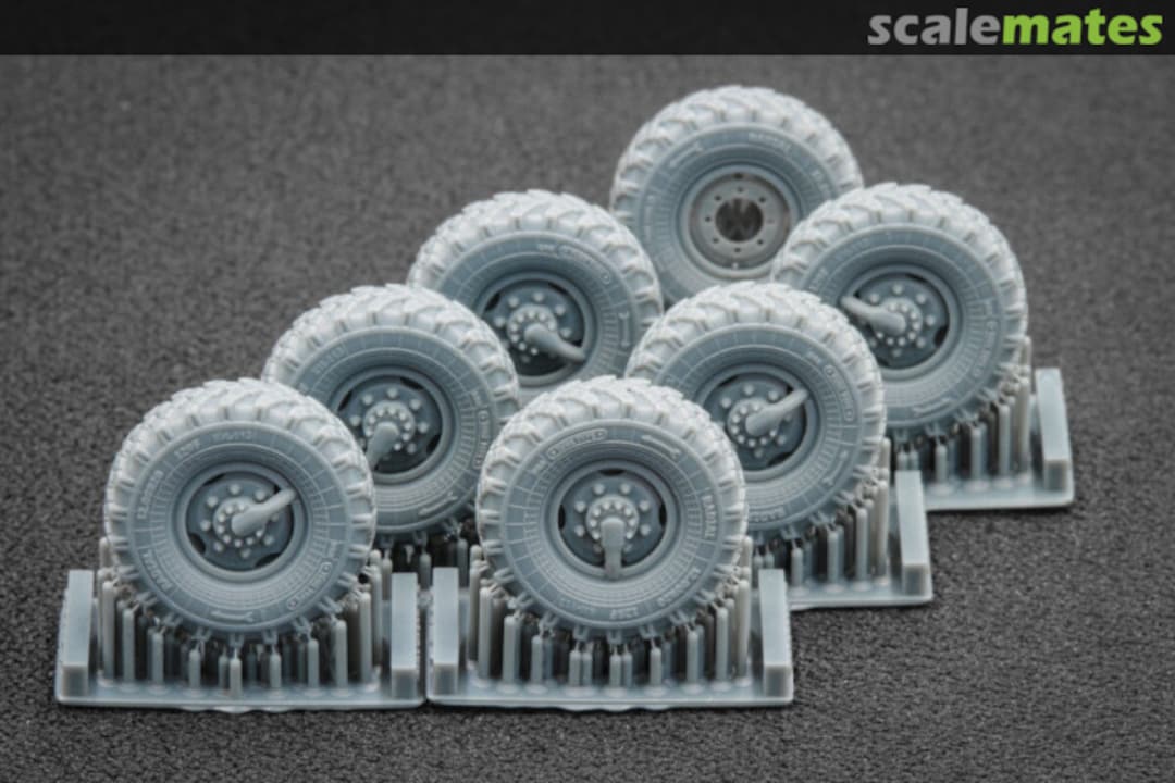 Contents ZIL-131 Wheel Set (Ordinary) WM 72001 ScaleX Contents ZIL-131 Wheel Set (Ordinary) WM 72001 ScaleX