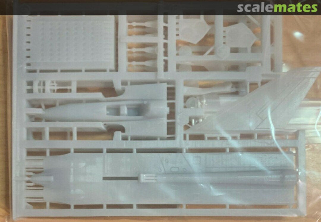 Contents AVRO Canada CF-105 Arrow 22-066 Triple Nuts Contents AVRO Canada CF-105 Arrow 22-066 Triple Nuts