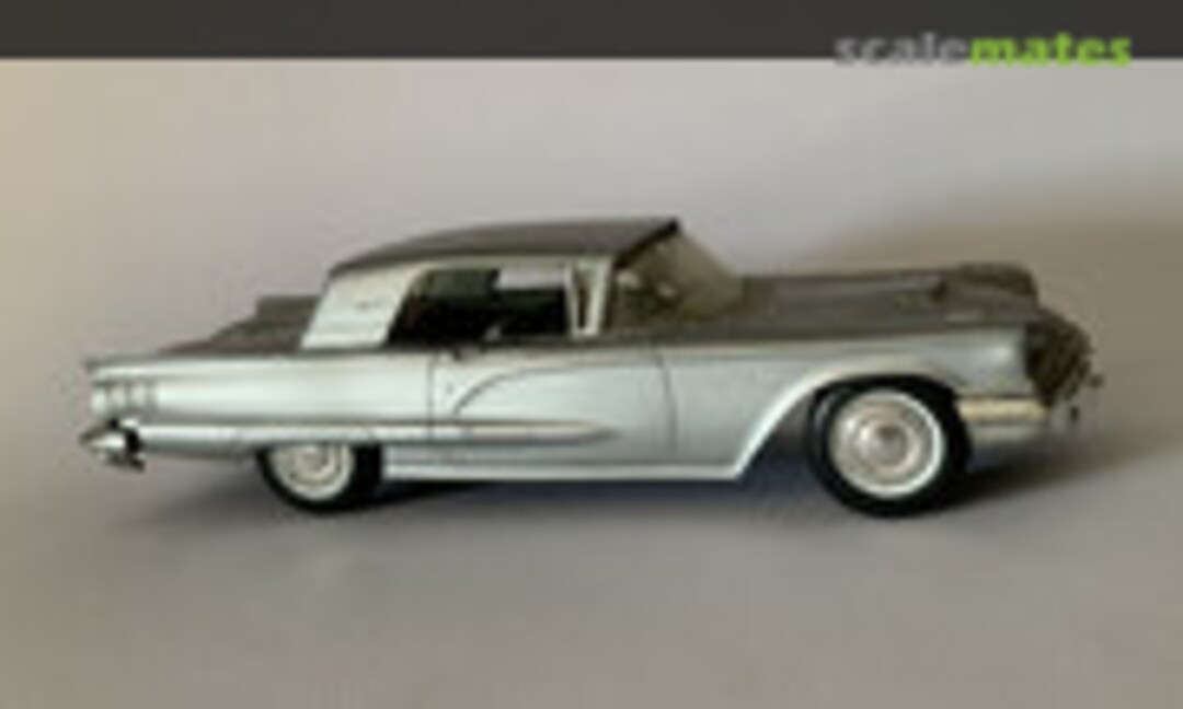 1:25 1960 Ford Thunderbird hardtop (AMT )