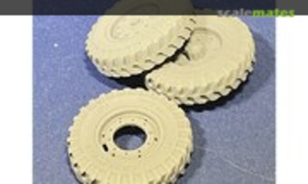 1:35 Good Year Wheels for Leyland Retriever (Resicast 352446) 352446