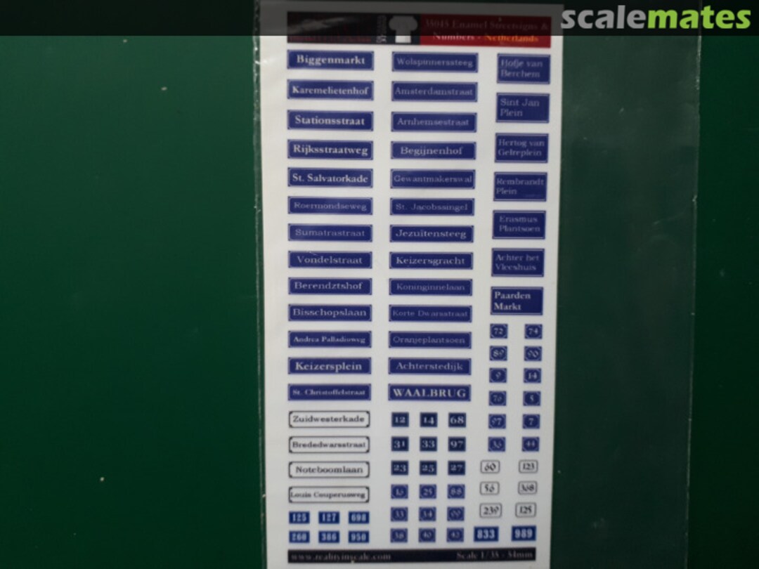 Boxart Real Enamel Dutch Streetsigns 35045 Reality in Scale Boxart Real Enamel Dutch Streetsigns 35045 Reality in Scale