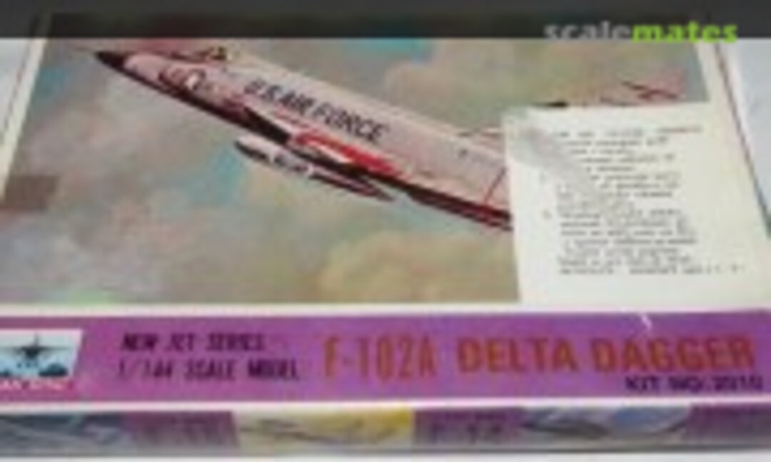 1:144 F-102A Delta Dagger (Huan Chiu 2010)
