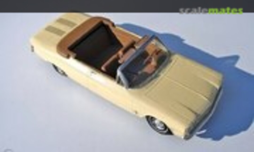 1:25 1961 Chevrolet Corvair Convertible (SMP )