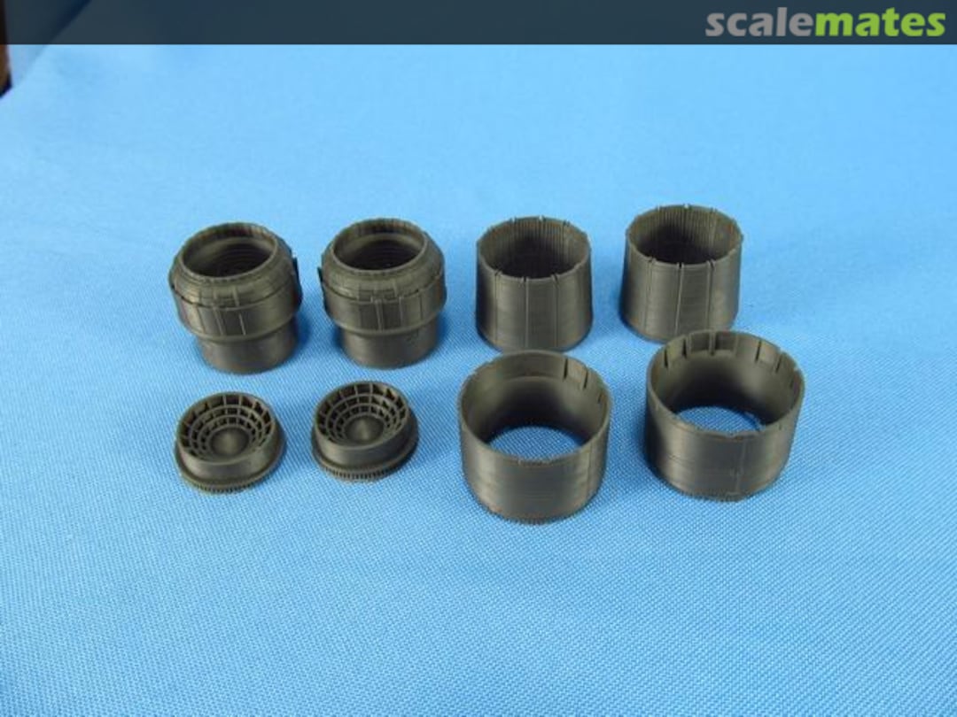 Boxart SR-71 Blackbird MDR7242 Metallic Details Boxart SR-71 Blackbird MDR7242 Metallic Details