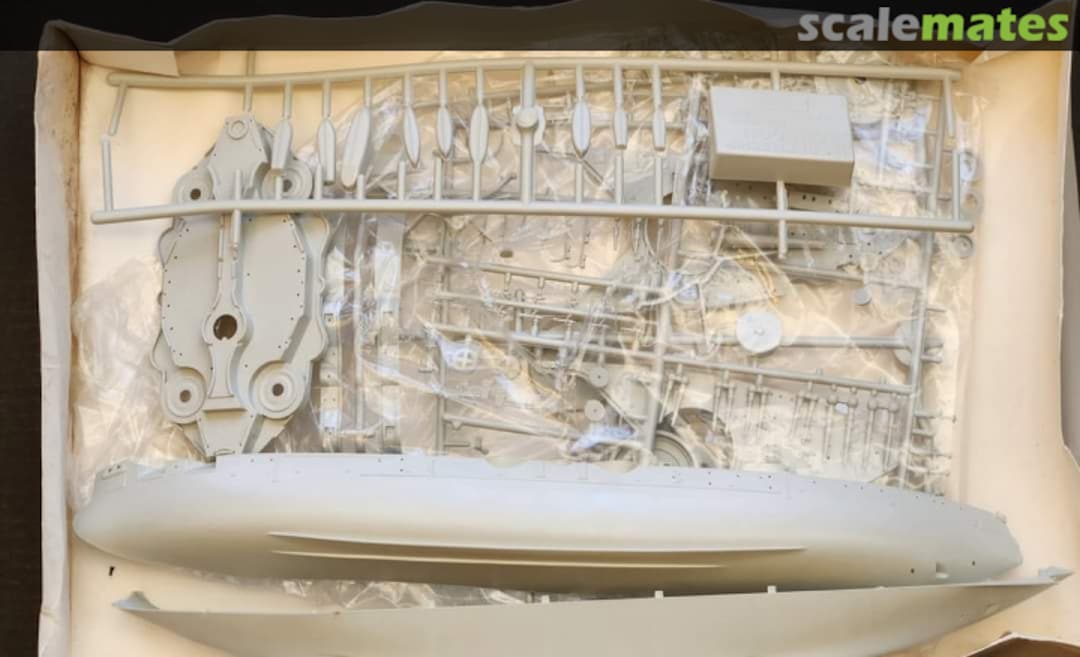 Contents USS Oregon 08301 Glencoe Models Contents USS Oregon 08301 Glencoe Models