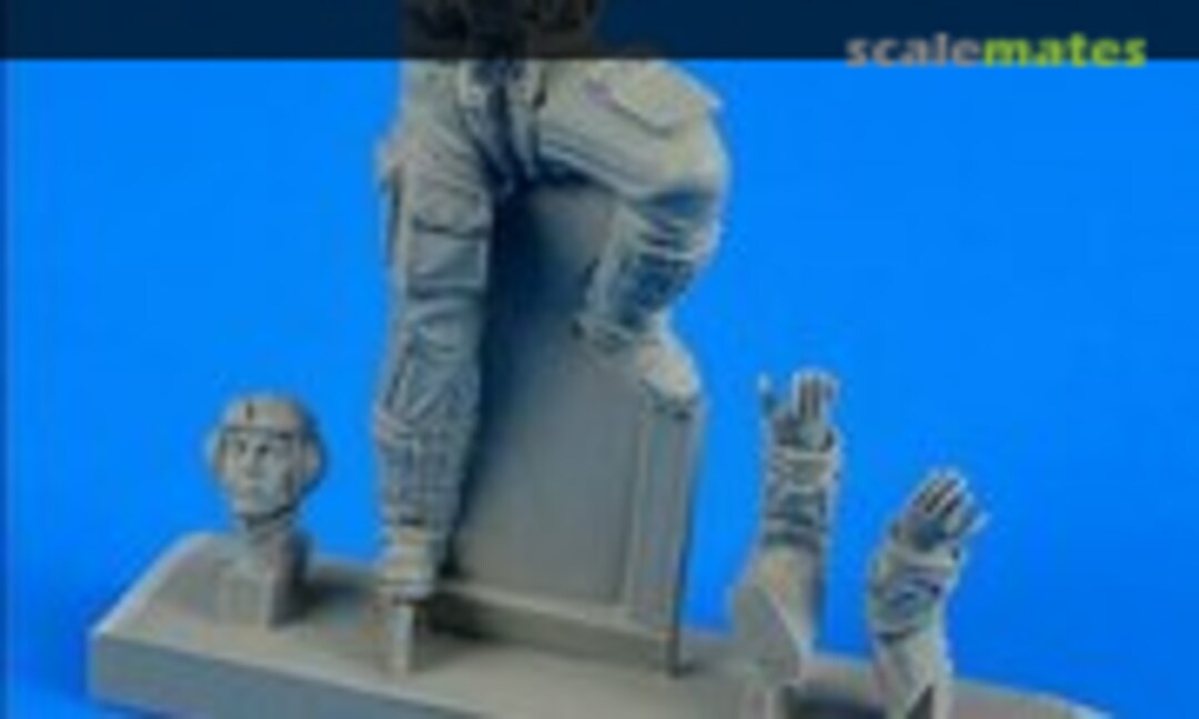 1:32 German Luftwaffe pilot WWII for Bf 109 late v. (Aerobonus 320 049) 320 049