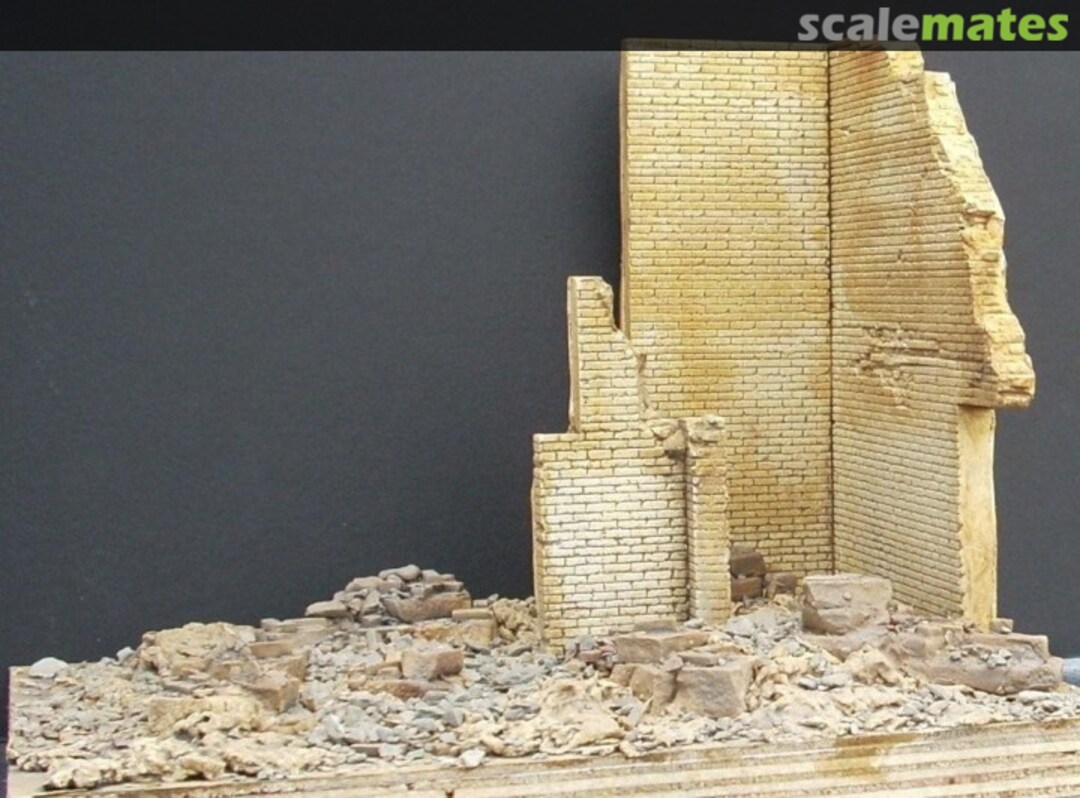 Boxart Ruined Brick Corner Building Section (5"x4"x6") DP9 Dioramas Plus Boxart Ruined Brick Corner Building Section (5"x4"x6") DP9 Dioramas Plus