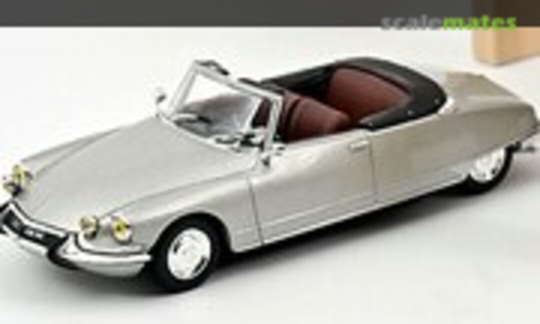 Citroën DS19 Cabriolet Usine (Norev 157084)