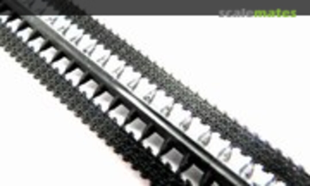 1:72 BMD Type Rubber Tracks (ACE 72R004) 72R004