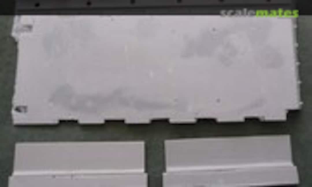 1:35 Belly and sponson armour for Tamiya M113s. (Mouse House Enterprises MA134)