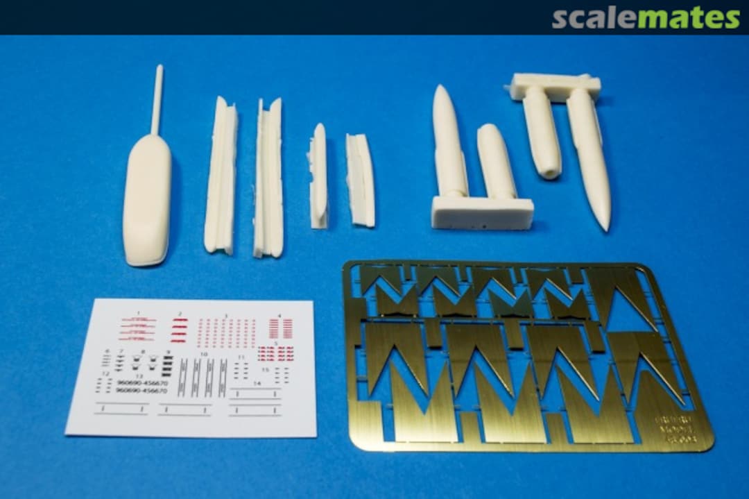 Boxart SU-22 M4/M3 48-017 FruFru Model Boxart SU-22 M4/M3 48-017 FruFru Model