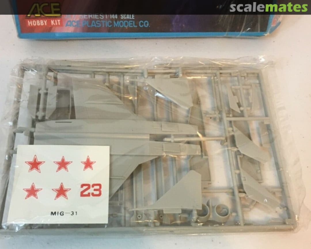 Contents Mikoyan-Gurevich MiG-31 Foxhound A 1015 ACE Hobby Kit Contents Mikoyan-Gurevich MiG-31 Foxhound A 1015 ACE Hobby Kit