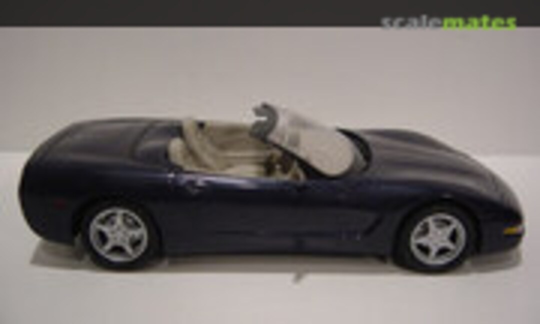 1:25 1999 Corvette Convertible (AMT/ERTL 30154)