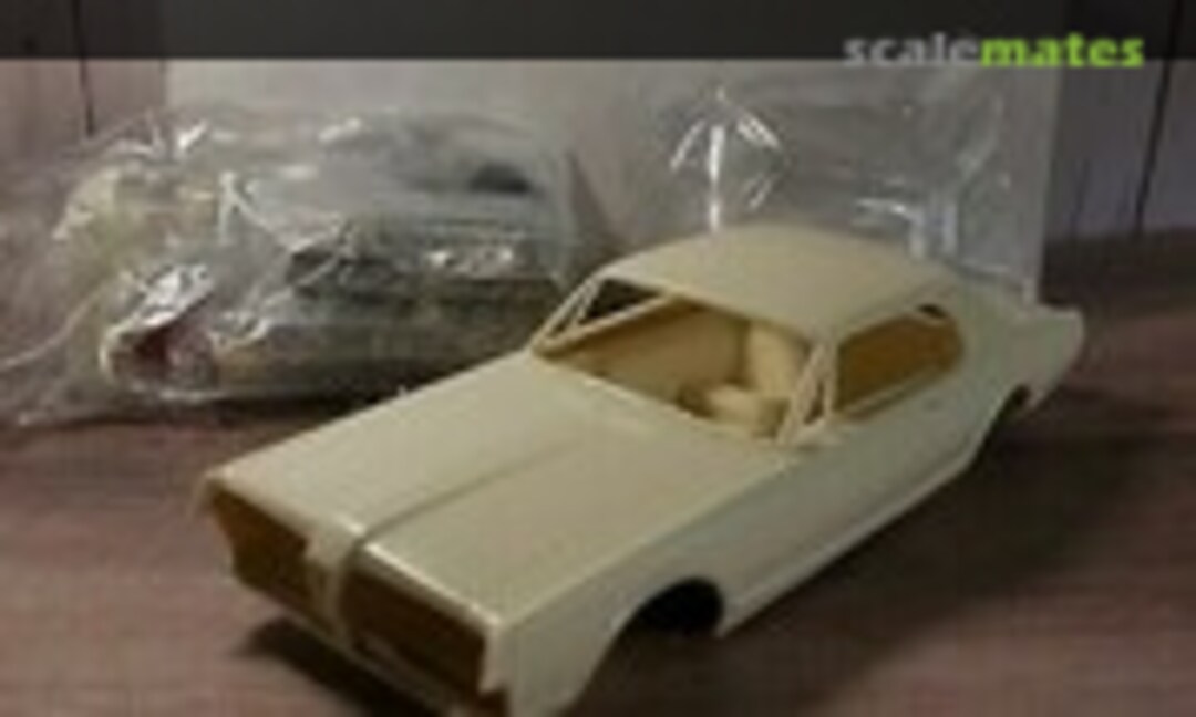 1:25 1967 Mercury Cougar (Modelhaus )