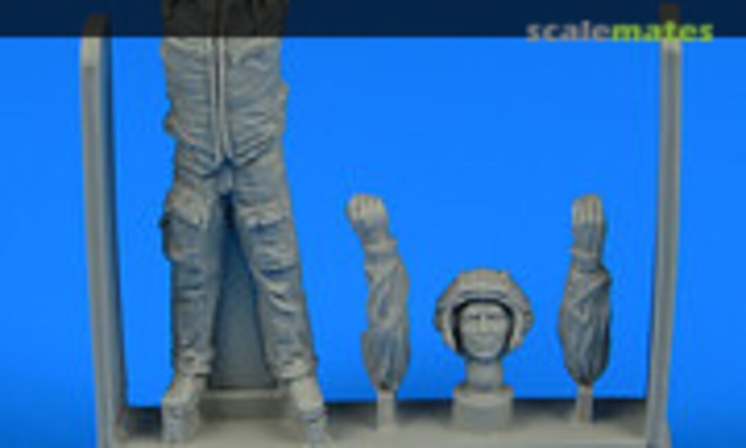 1:48 Modern Soviet Fighter Pilot with HUD (Aerobonus 480 180) 480 180