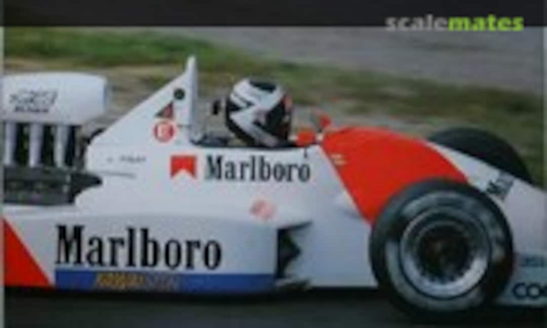 Lola T89/50 Infinite F-3000 (Modeler's 5401)