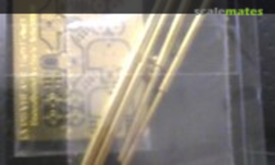 1:35 Modern US VHF/UHF High Power Broadband Vehicle Antennas(4PCS) (GP) (Voyager Model PEA252) PEA252