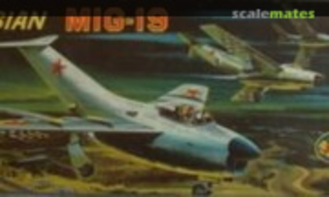 1:48 Mig 19 (Playcraft Aurora 66)