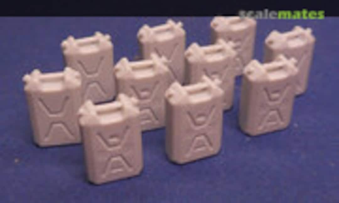 1:35 Plastic Water Jerry Cans Vietnam 10 (Callsign Models CS35080) CS35080