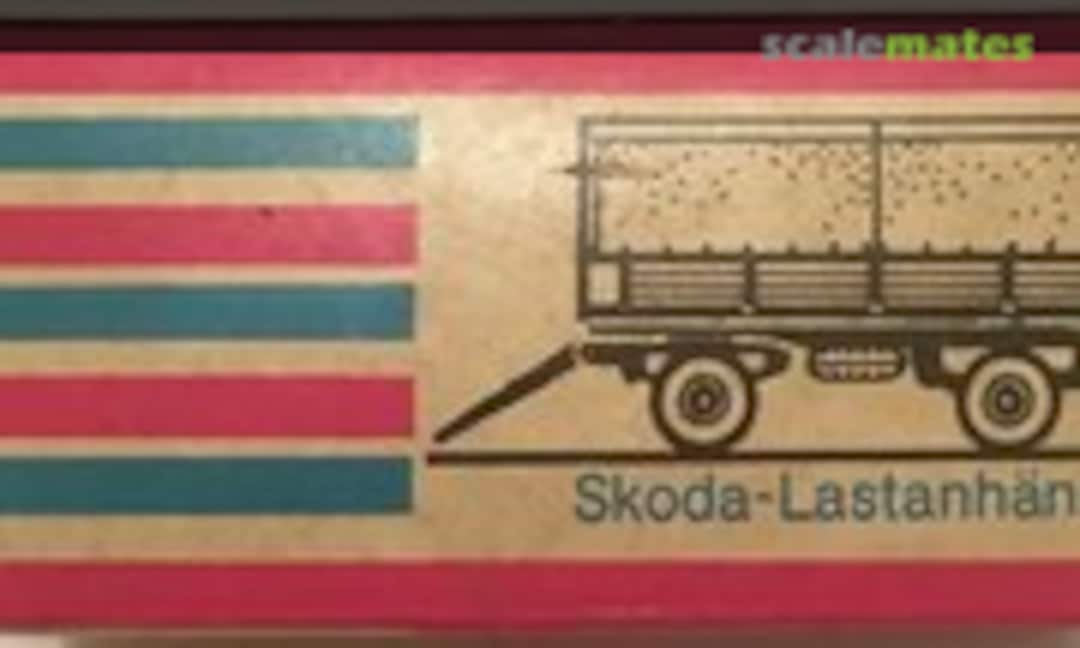 1:87 Skoda Lastanhänger mit Plane (VEB Prefo Dresden  39900016)