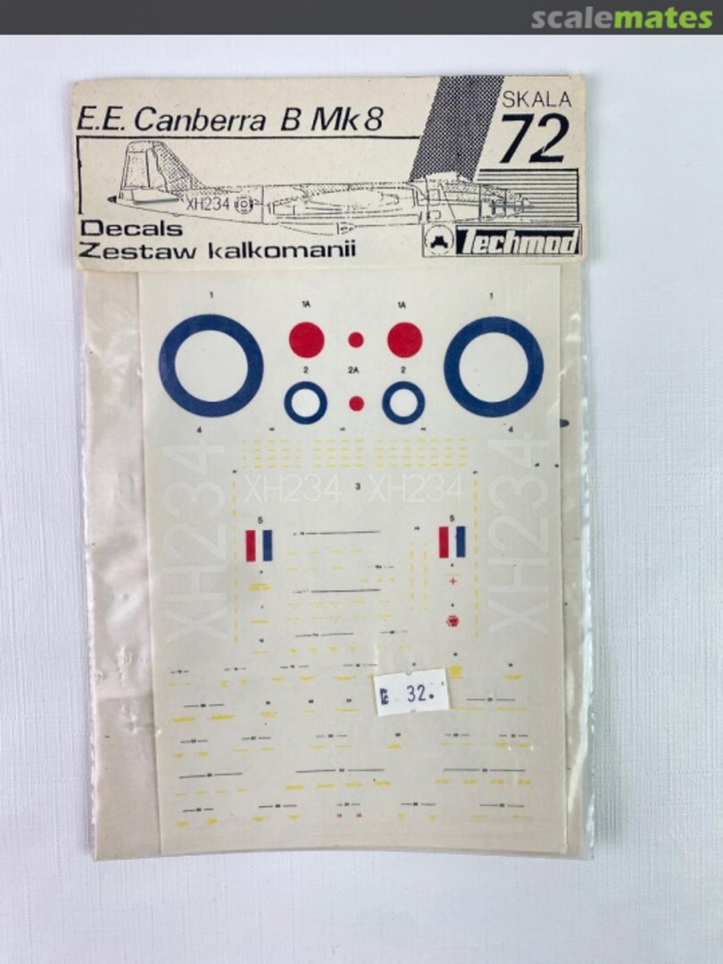 Contents English Electric Canberra B Mk.8 72102 Techmod Contents English Electric Canberra B Mk.8 72102 Techmod