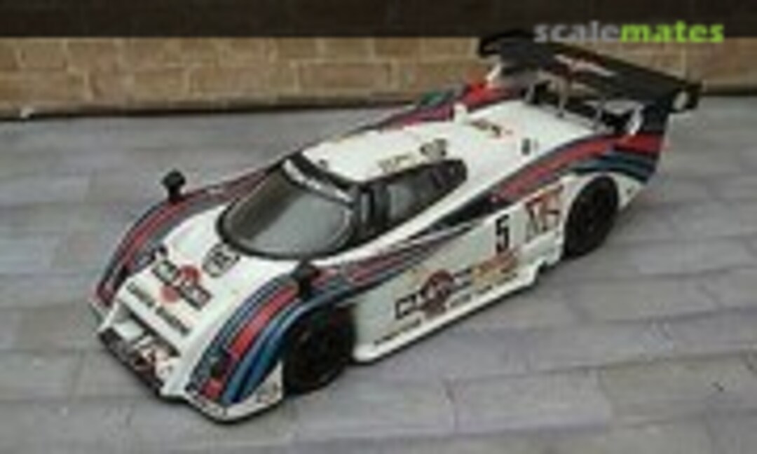 Lancia LC2 &quot;Martini&quot; (Grand Prix Models 8206)