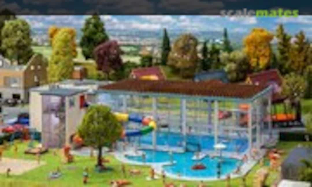 Indoor swimming-pool with slide (Faller 130150)