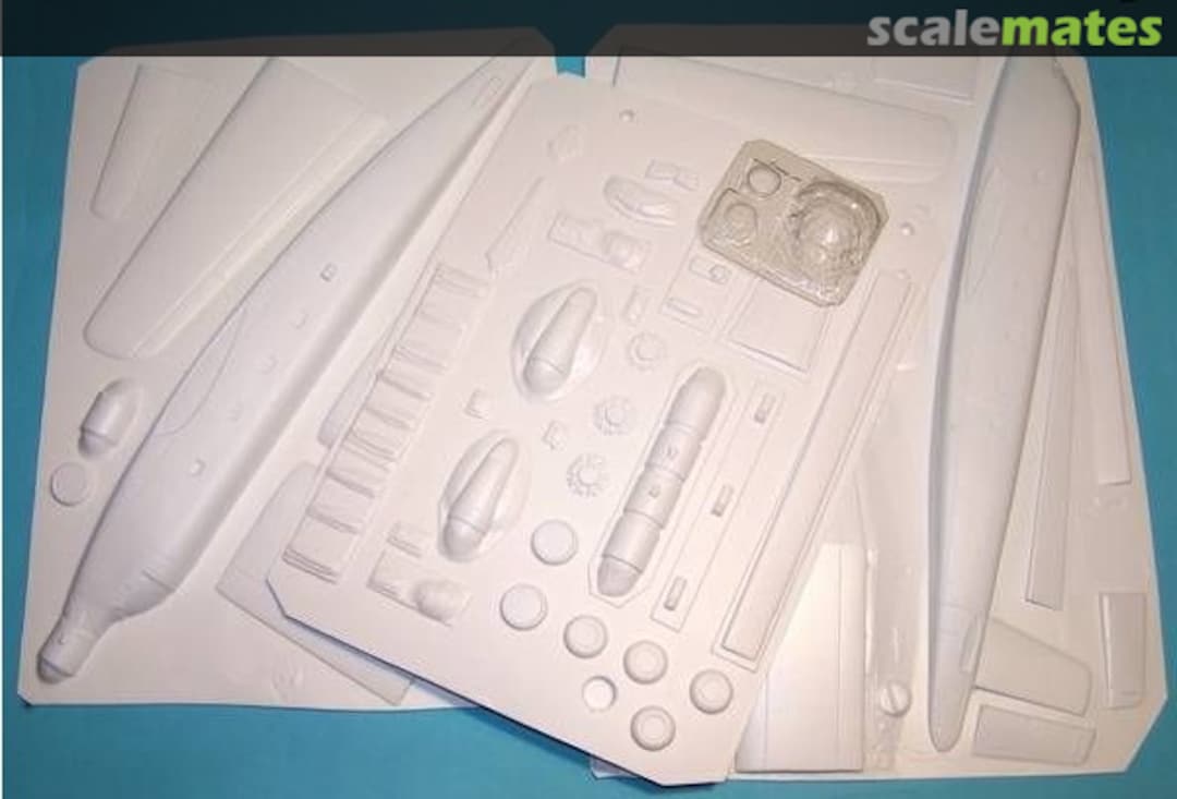 Boxart Junkers Ju 352 A-0 / A-1 AM-001 Airmodel Boxart Junkers Ju 352 A-0 / A-1 AM-001 Airmodel