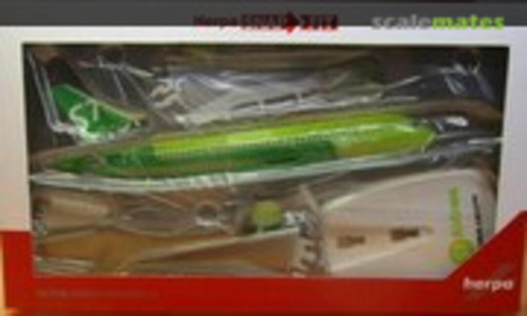 1:200 S7 Airlines Airbus A320neo (Herpa 612753)