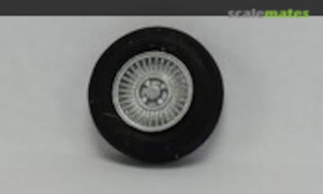 1:43 Alfa Romeo GTV Cromodora Wheels (Arena Modelli AREW131) AREW131