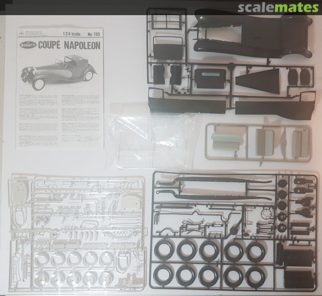 Contents Bugatti Coupe Napoleon 705 Italeri