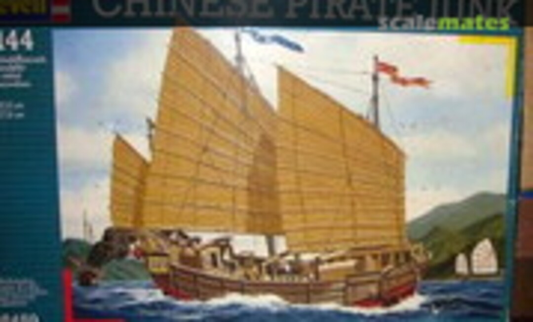 1:144 Chinese Pirate Junk (Revell 05459)