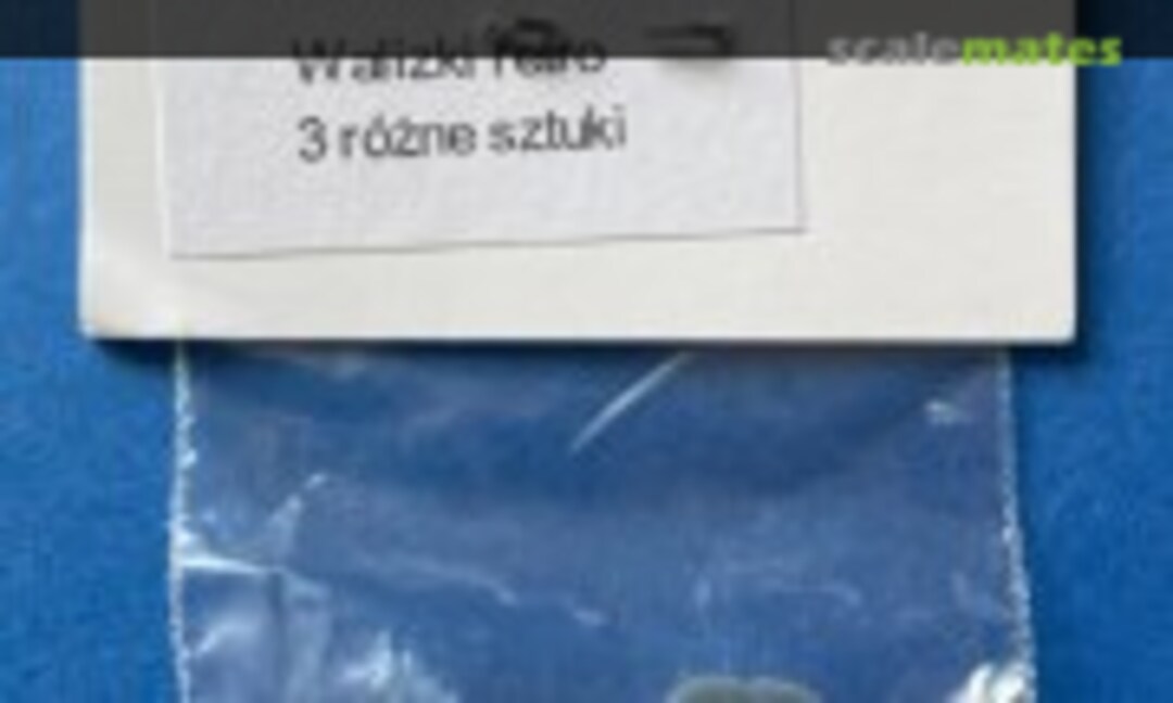 1:72 Retro suitcases - 3 different types/pieces (EMP3d 72091007) 72091007