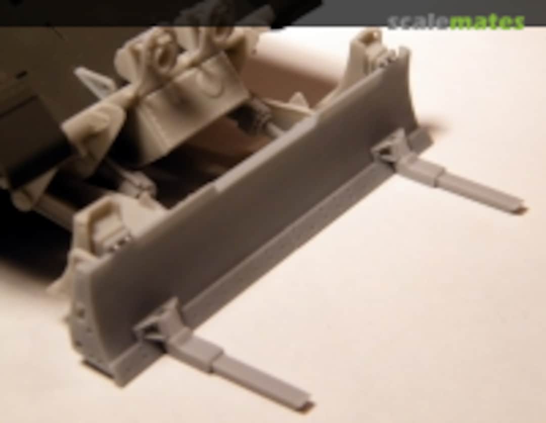 Boxart Leopard 1 Dozer mit Verbreiterung und Fascinen Gabeln -Italeri/Meng- 35126 Perfect Scale Modellbau Boxart Leopard 1 Dozer mit Verbreiterung und Fascinen Gabeln -Italeri/Meng- 35126 Perfect Scale Modellbau