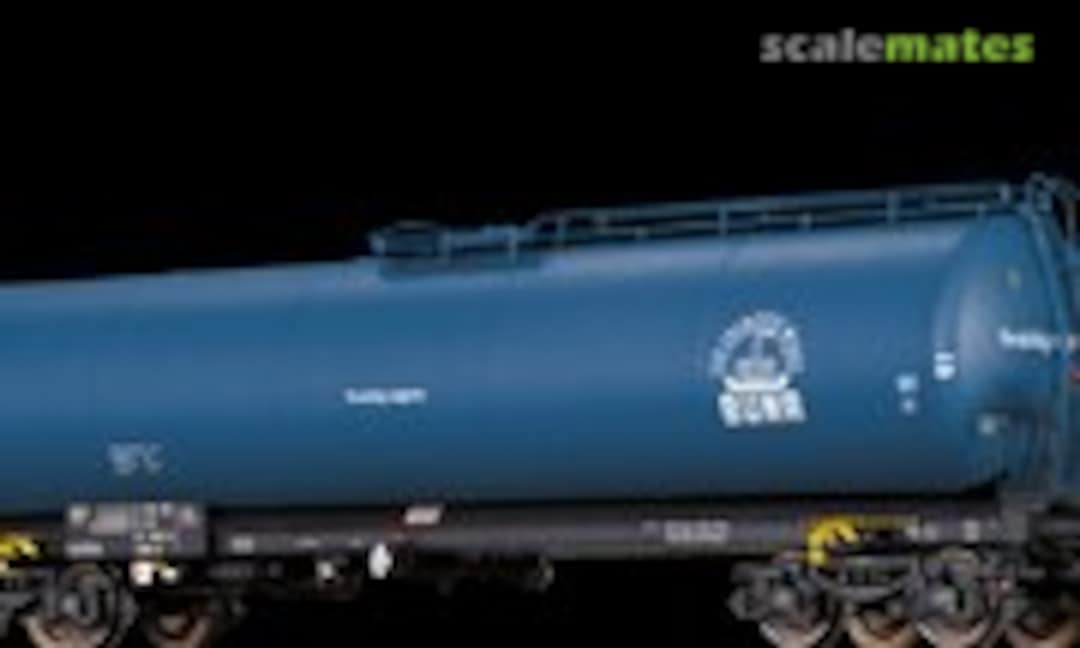 Tank car Uahs-w &quot;Buna&quot; DR (Brawa 48766)