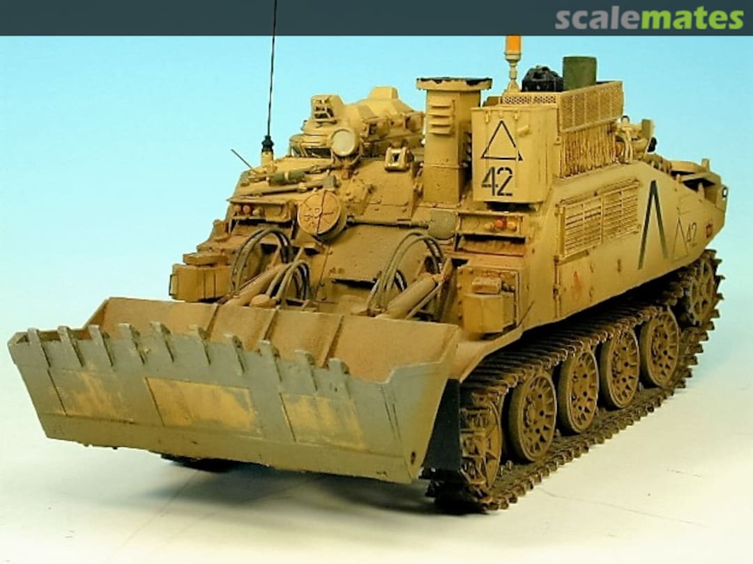 Boxart Combat Engineer Tractor (CET) K052 Accurate Armour