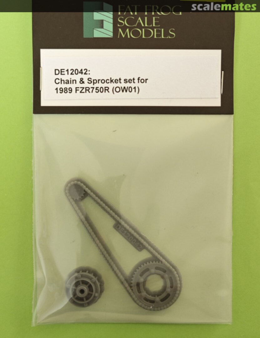 Boxart Yamaha FZR750R (OW01) Chain and Sprocket set DE12042 Fat Frog Scale Models