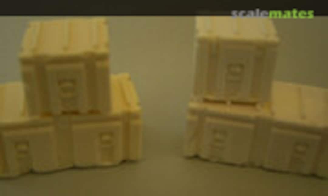 1:35 Military trunks top opening (4) (Mouse House Enterprises MA304) MA304