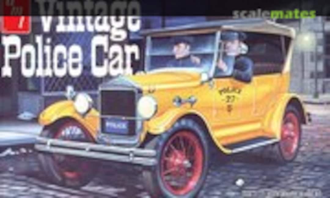 1:25 Vintage Police Car (AMT 1182)