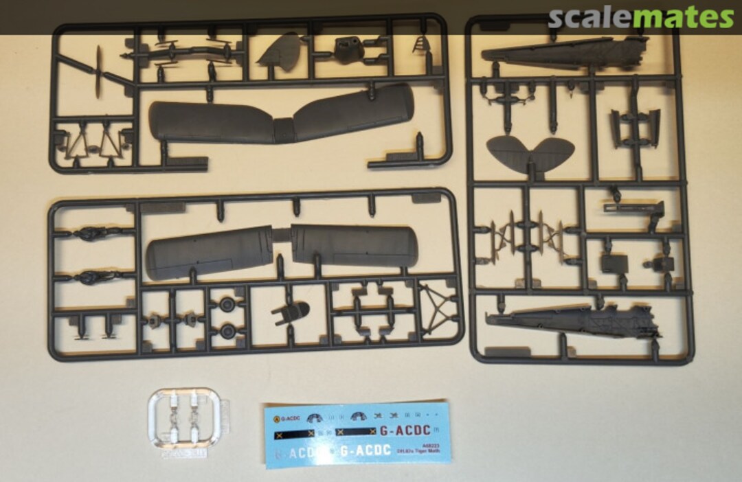 Contents De Havilland Tiger Moth A68223 Airfix