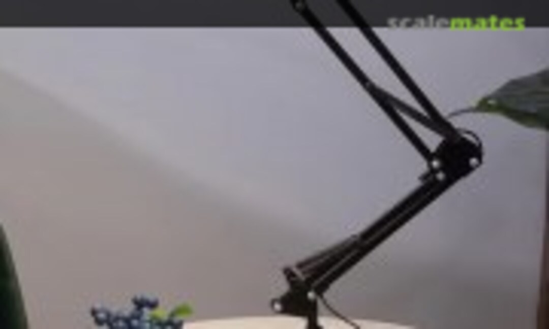 1:1 8x Led swivel magnifying lamp with 3 color modes (Tungfull TF01) TF01