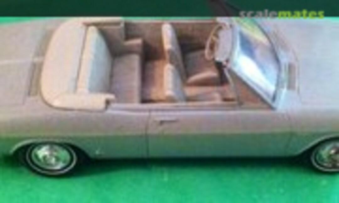 1:25 1965 Chevrolet Corvair Convertibe (AMT )