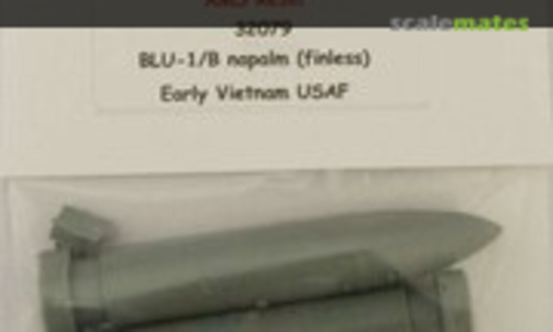 1:32 BLU-1/B Napalm (finless) USAF Early Vietnam (AMS Resin 32079) 32079