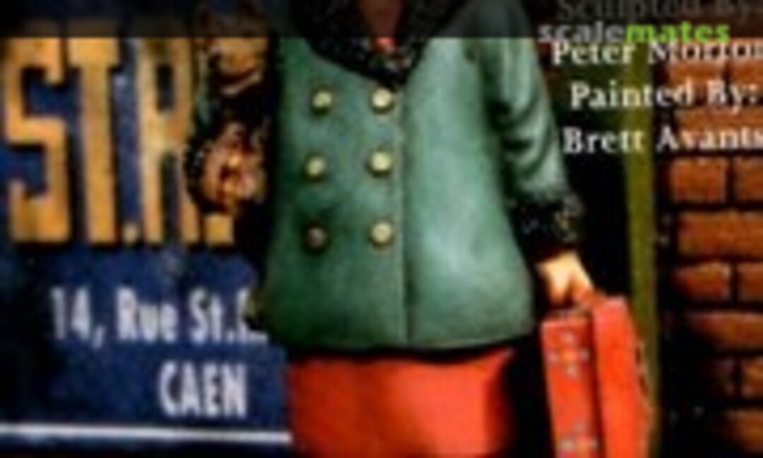 1:35 WOMAN CARRYING SUITCASE & DOG (Custom Dioramics CD 4025) CD 4025