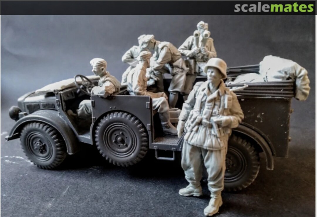 Boxart German Car Staff Set -6 figures with accessory- ACM-35067 AC Models Boxart German Car Staff Set -6 figures with accessory- ACM-35067 AC Models