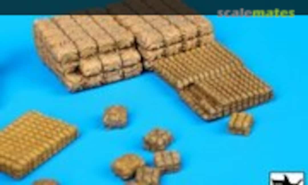 1:700 Port Dock Set No. 4 Accessories Set (Black Dog S70004)