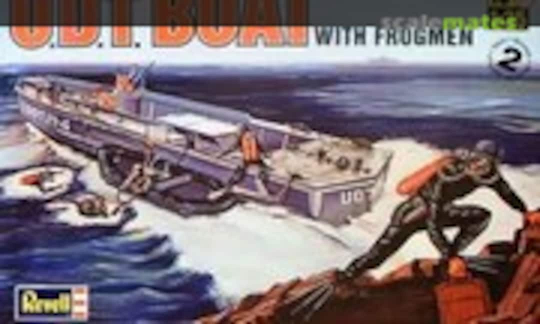 1:35 U.D.T. Boat with Frogmen (Revell 85-0313)