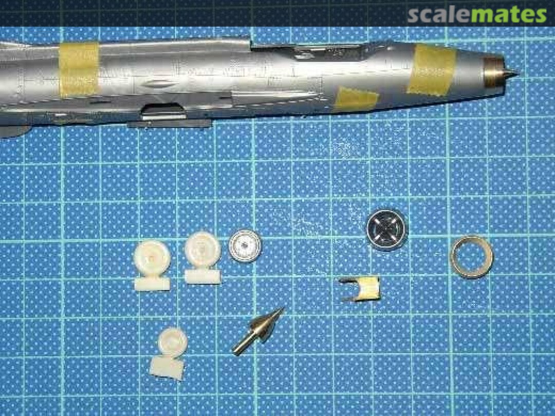 Boxart MiG-21 F-13 - High Tech Edition Nr. 01 IPMS Deutschland Boxart MiG-21 F-13 - High Tech Edition Nr. 01 IPMS Deutschland