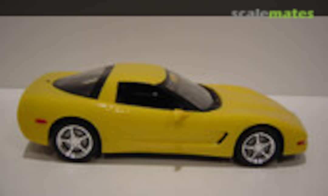 1:25 2002 Corvette Coupe (Revell 85-0935)