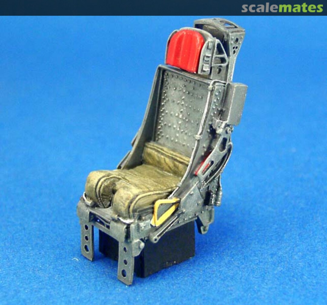 Boxart F-105 Seats set wo/Seat belt (2ea) LF3207 Legend Productions Boxart F-105 Seats set wo/Seat belt (2ea) LF3207 Legend Productions